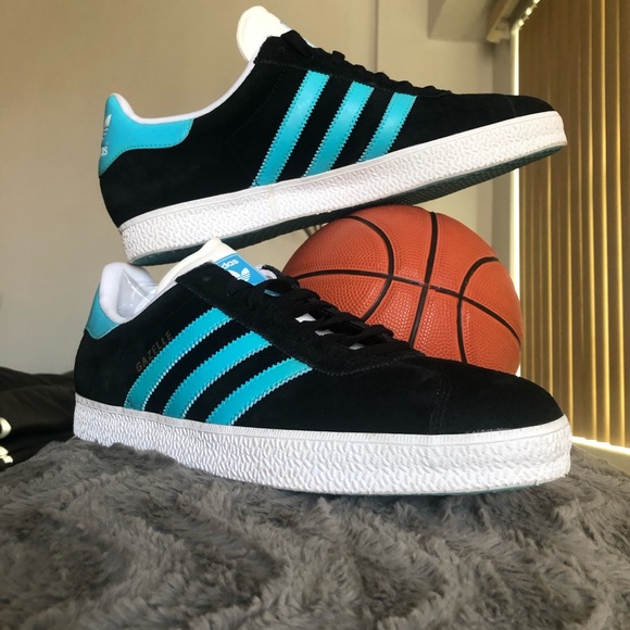 blue gazelle trainers